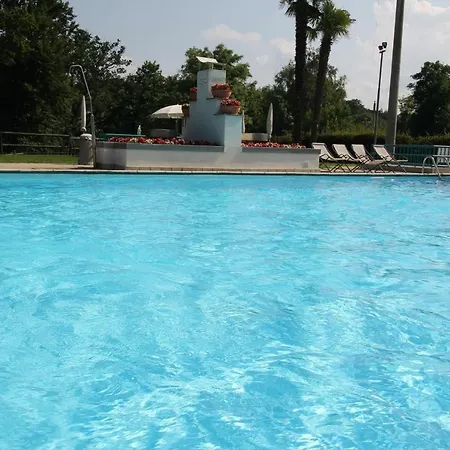 Casa Motta - Great Apartment, Lakeview And Shared Pool Dom wakacyjny Stresa
